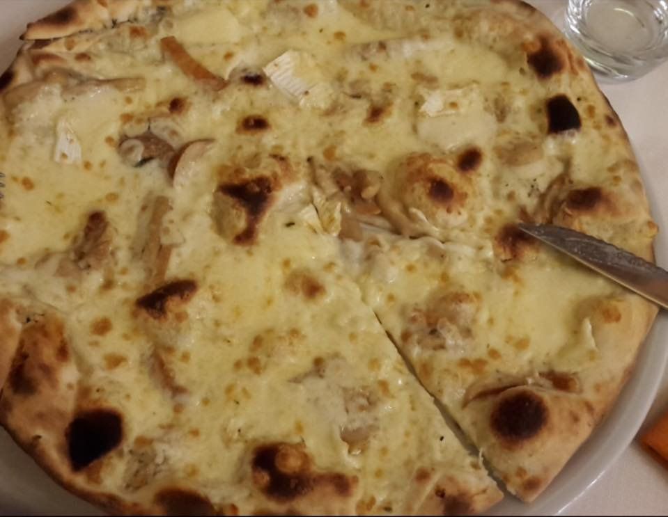 pizza bianca