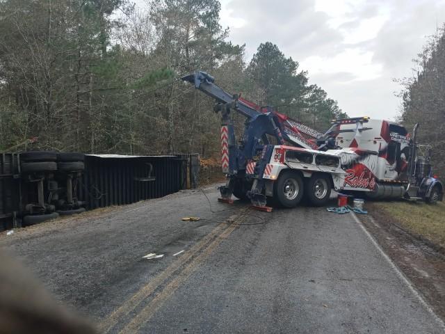 Crashed Truck On The Side Of The Highway — Rincon, GA — Rahn’s Services