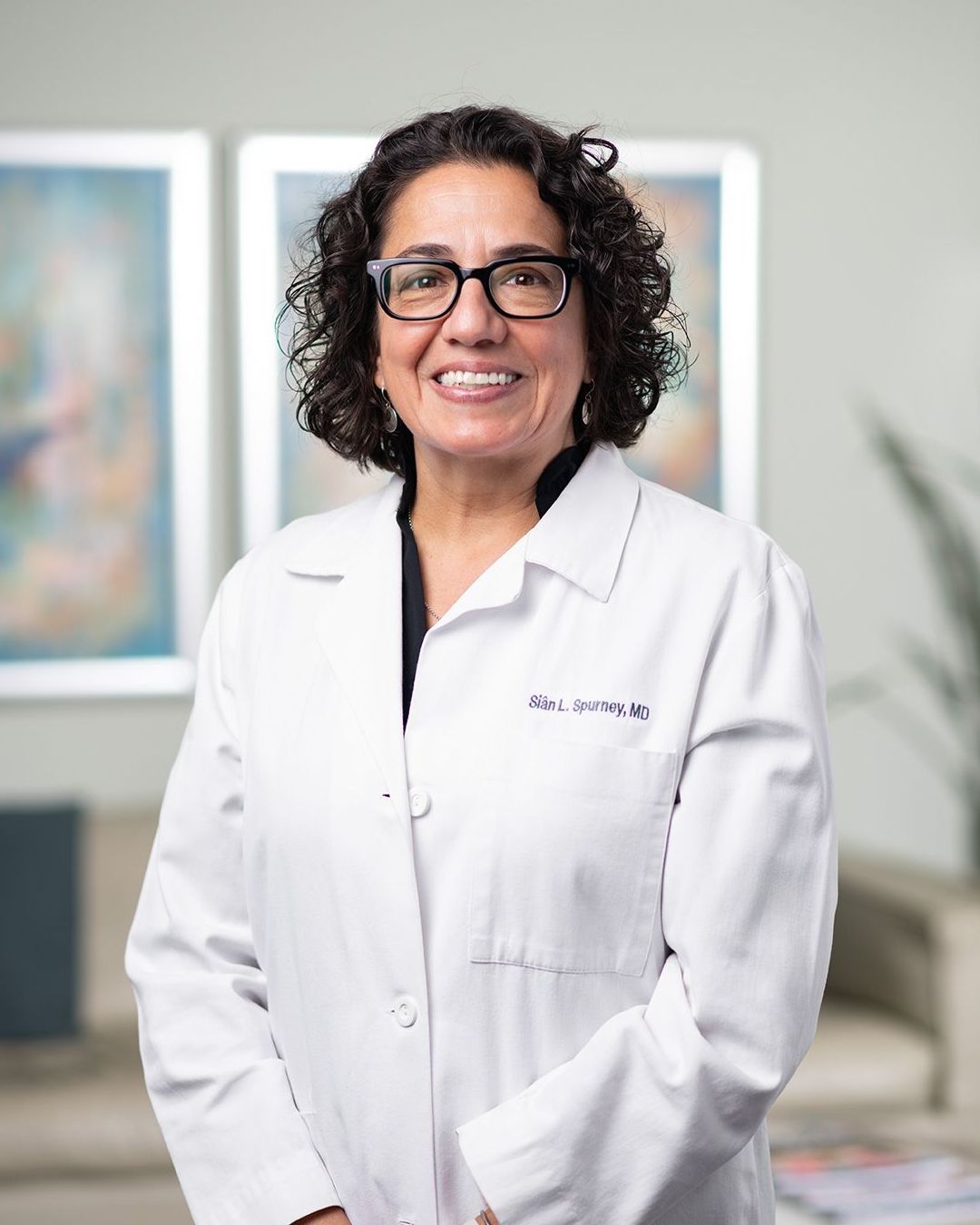 Dr. Sian Spurney - Headshot