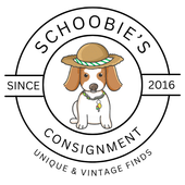 The logo for schoobie 's consignment shows a dog wearing a straw hat.