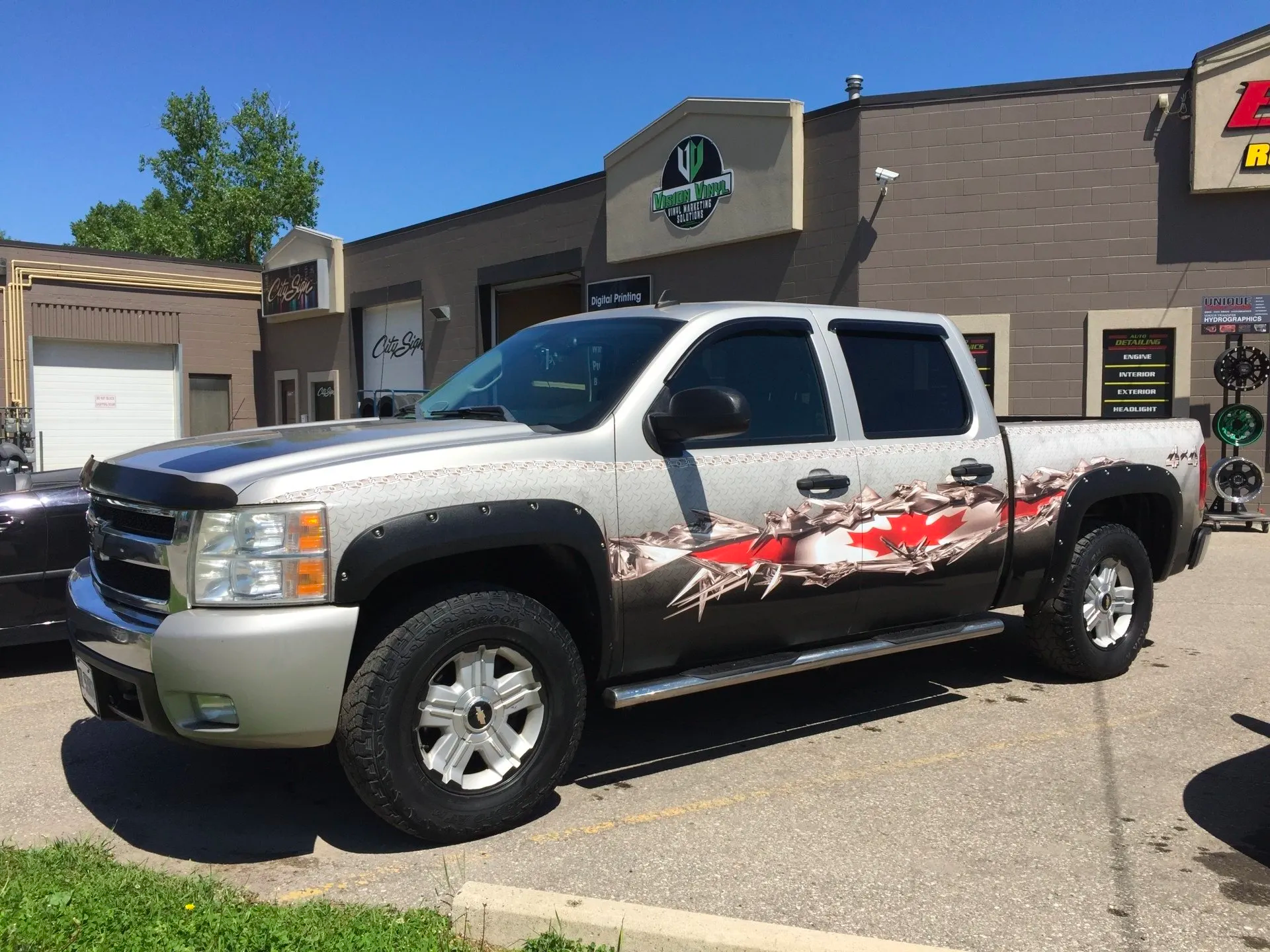 Silver 4x4 Silverado Truck
