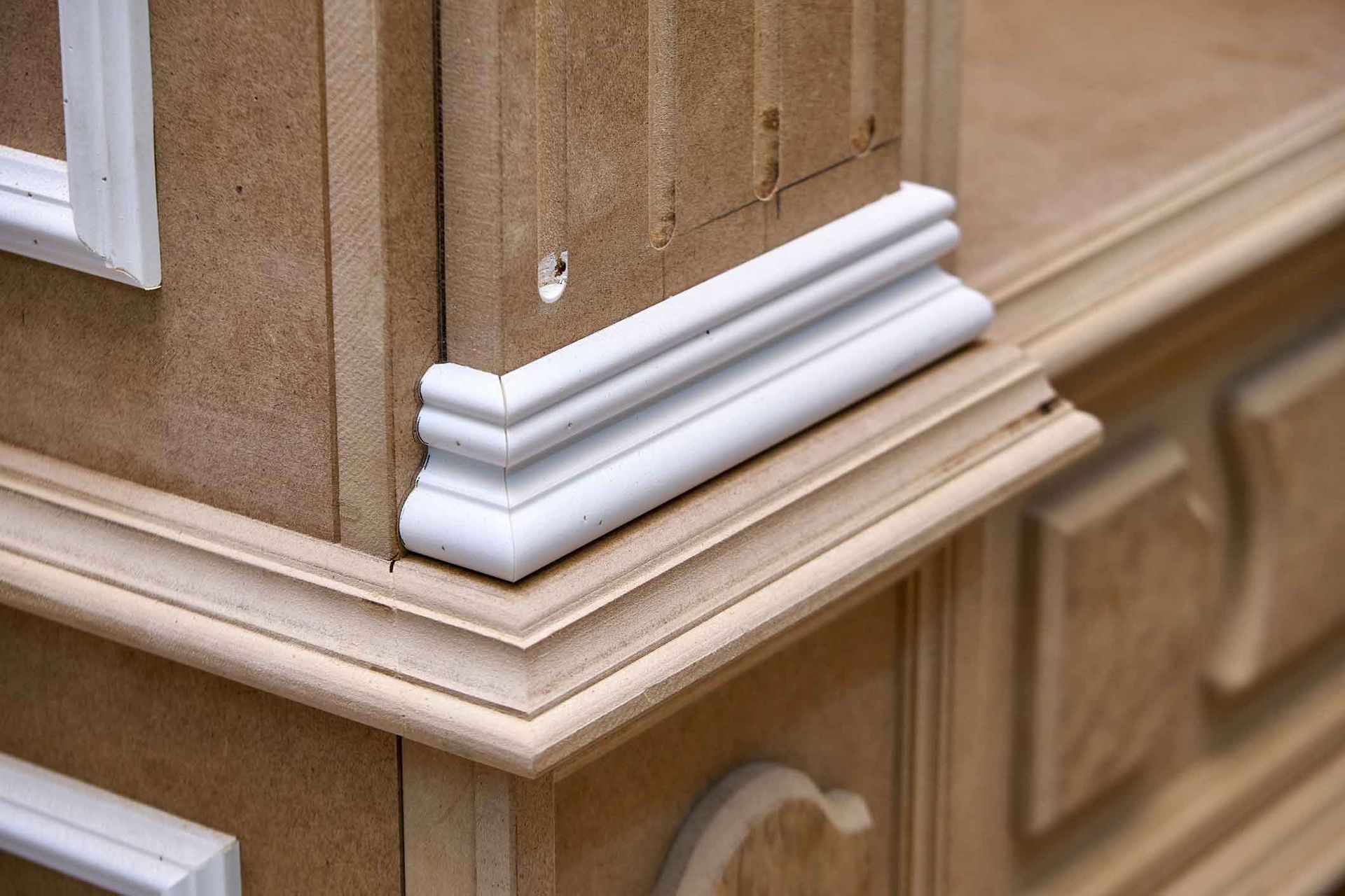 A Close Up Of A Piece Of Wood With White Trim On It – Beaudesert, QLD - Enrights Sawmill