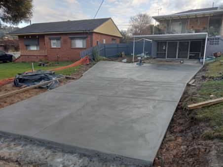 Concrete Driveway Installers | Concrete Driveway in Wagga Wagga, NSW | Concrete Path Installer Riverina
