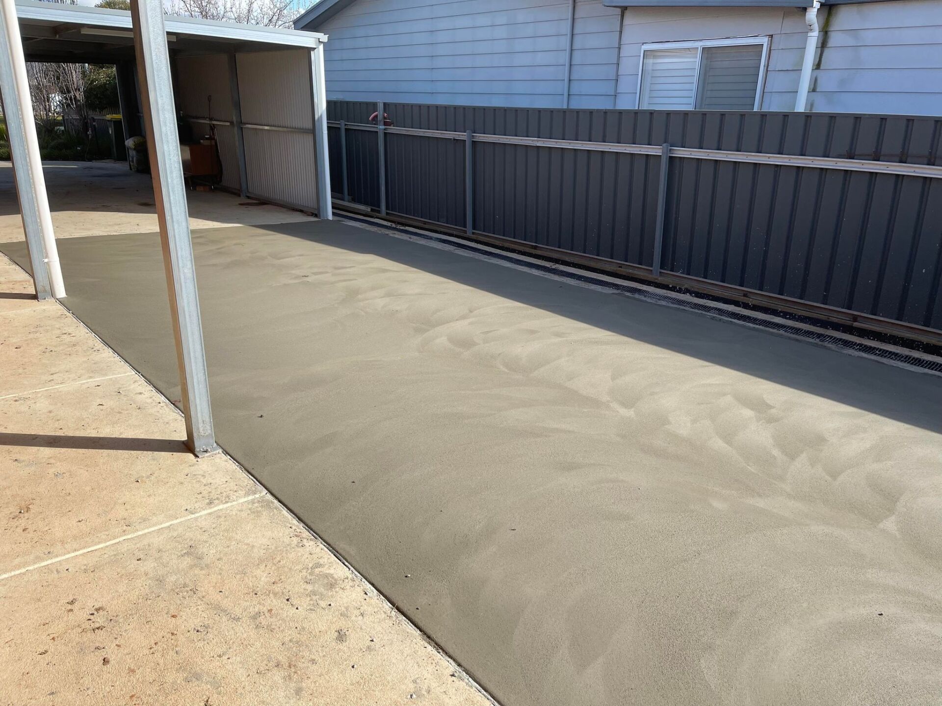 Concrete driveway installed and finished off providing an outstanding look.