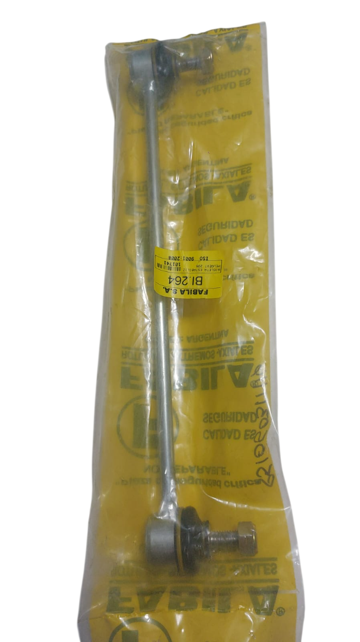 Enlace estabilizador de suspensión embalado en plástico amarillo.