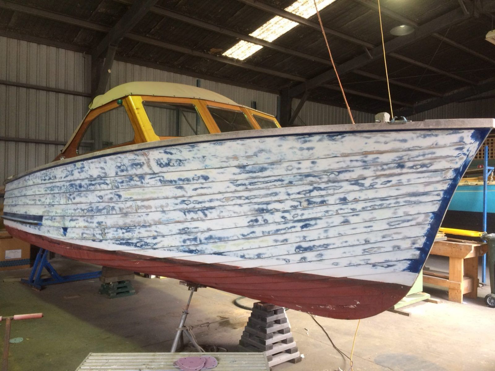 Dirty Boat Body — Rosebud, VIC — Corsair Boats