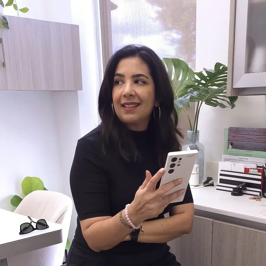 Brows LikeNatural Arnarely Rambert Image