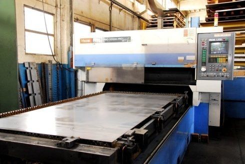 Attrezzatura per lavoro metalli