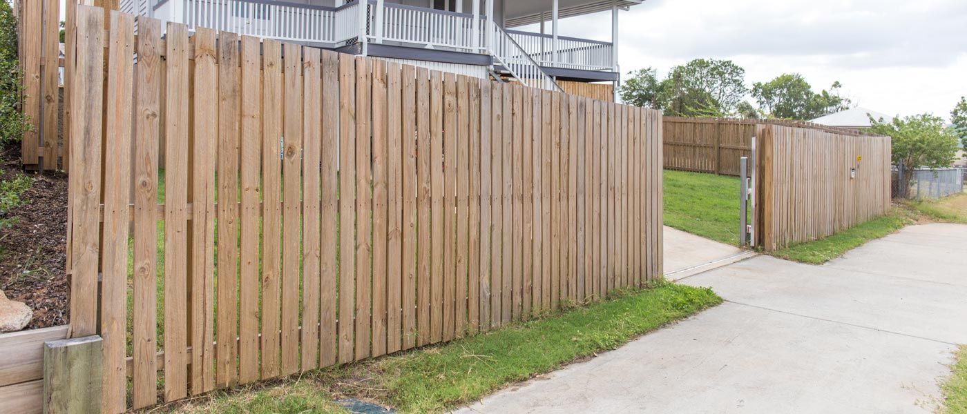 Timber fencing installed on a front yard foe aesthetic and safety in Melville WA.