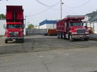 Dump trucks | Asphalt Paving-Rhode Island-Bill's Construction Inc