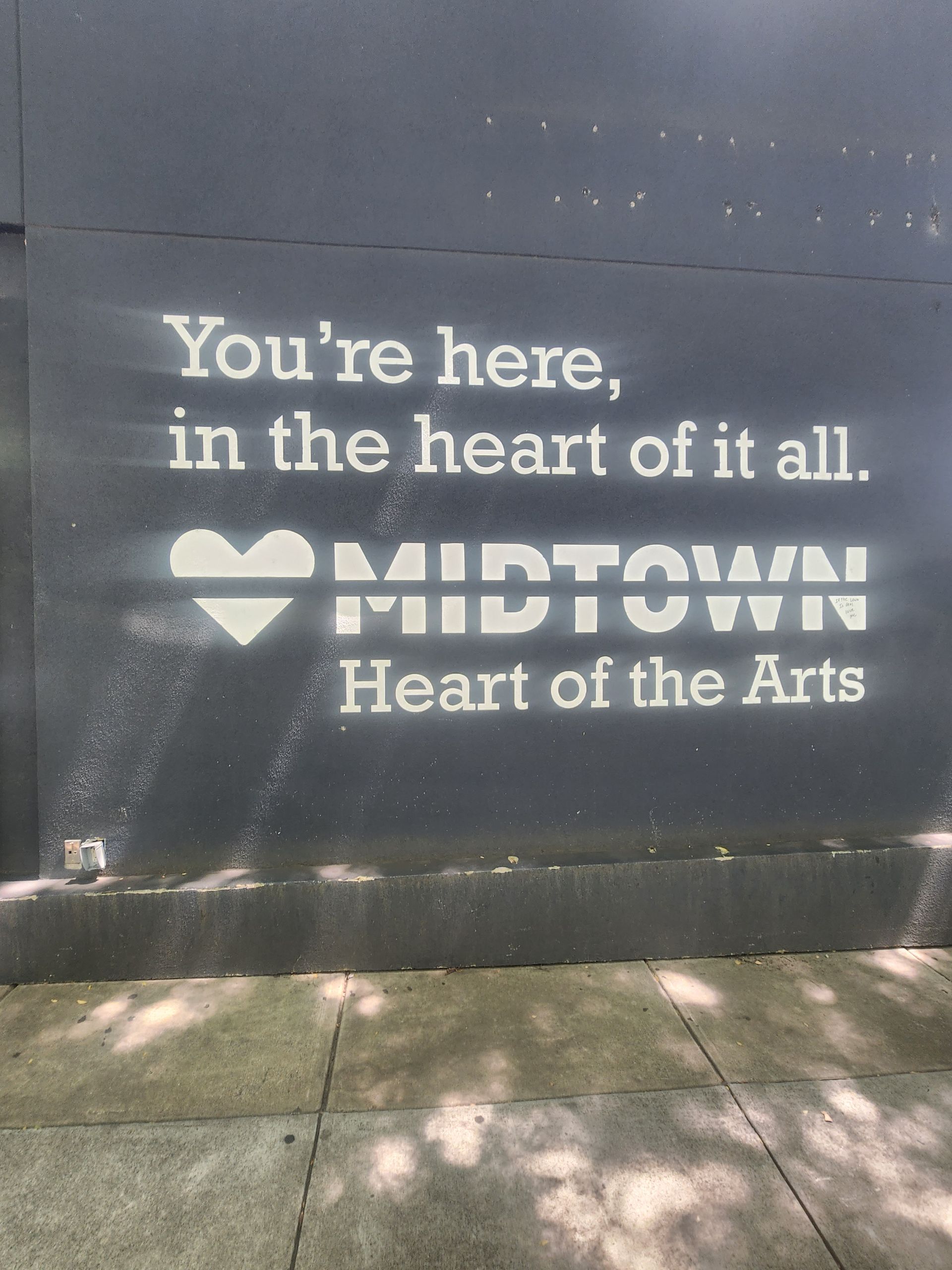 Graffiti on a wall: 