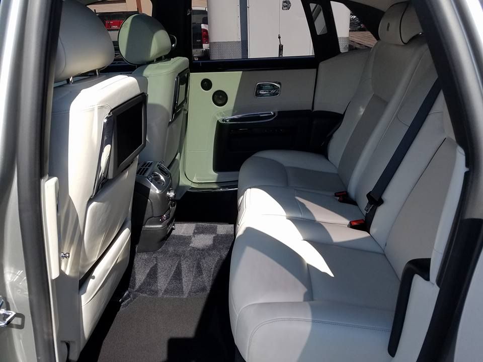 Interior Rolls Royce Detailing