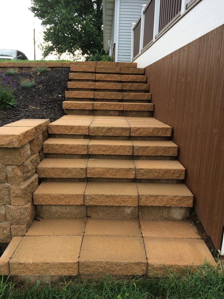 Set of stairs — Jasper, IN — Green Thumb Landscaping and Garden Center 