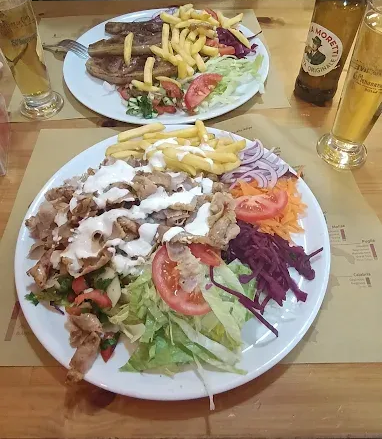 K2 Since 1983 KEBAB e PIZZA TACOS CHICKEN