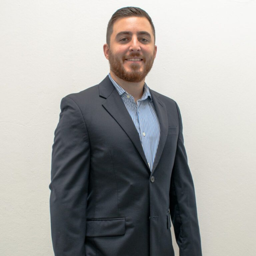 Attorney Alfredo D. Frontera Headshot