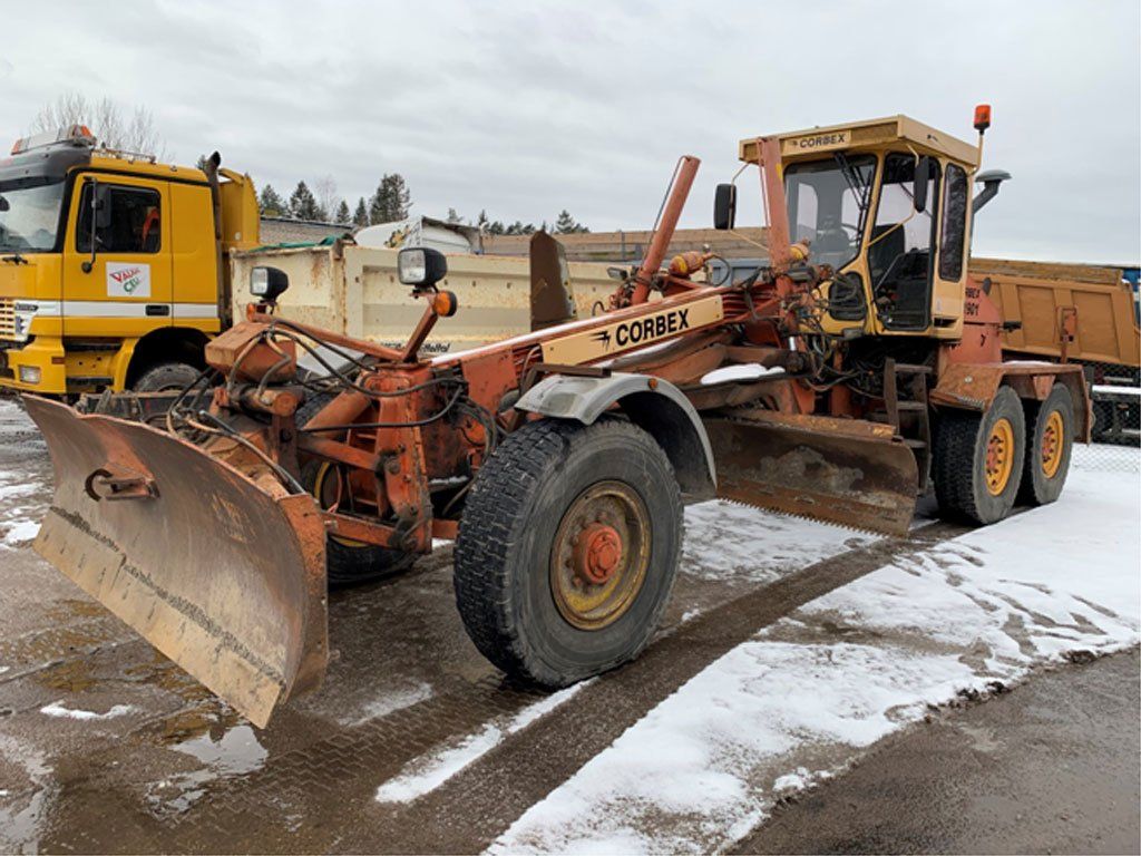 CORBEX MG1901 Greideris ar 2d automātiku