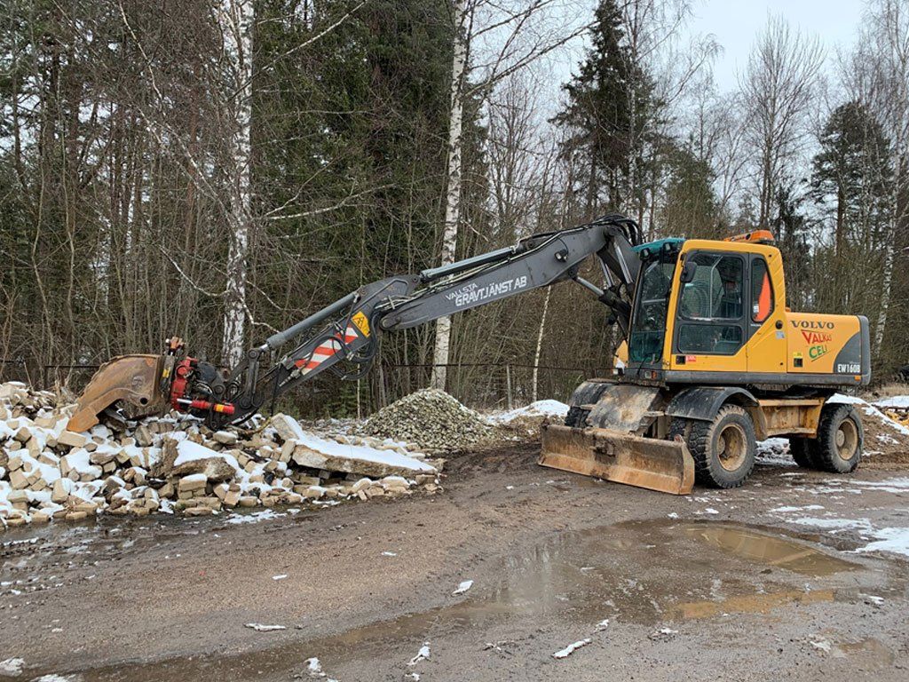 Volvo 160, Riteņu ekskavators, tehnikas noma