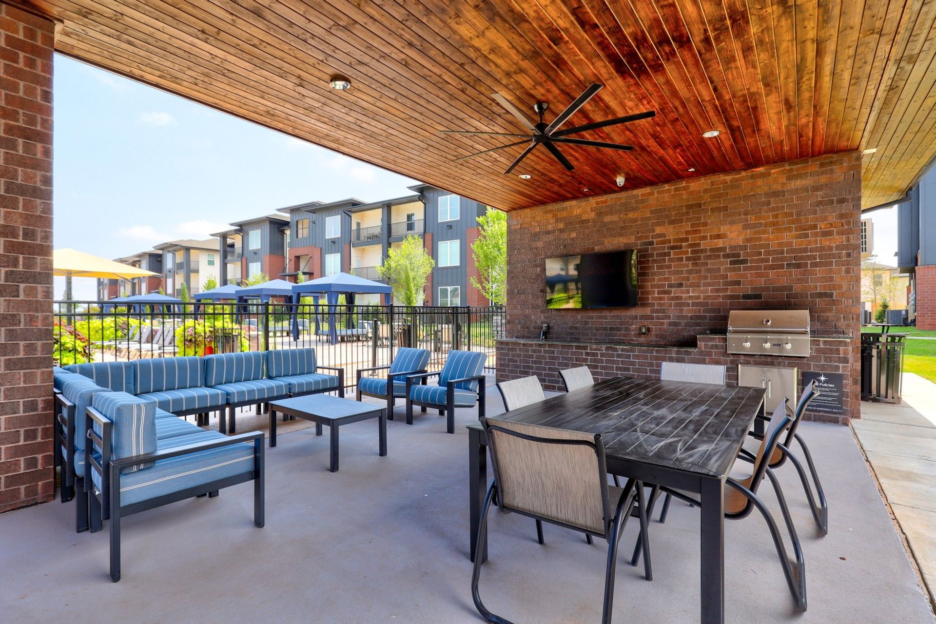 Outdoor entertainment seating