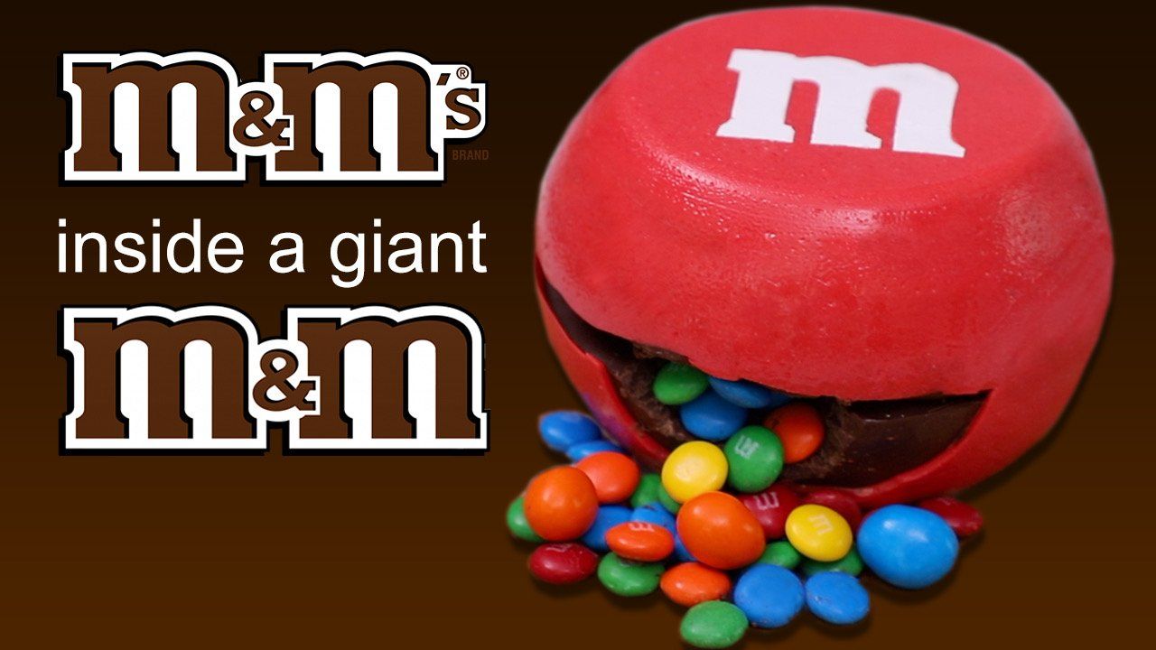 M&M'S INSIDE A GIANT M&M