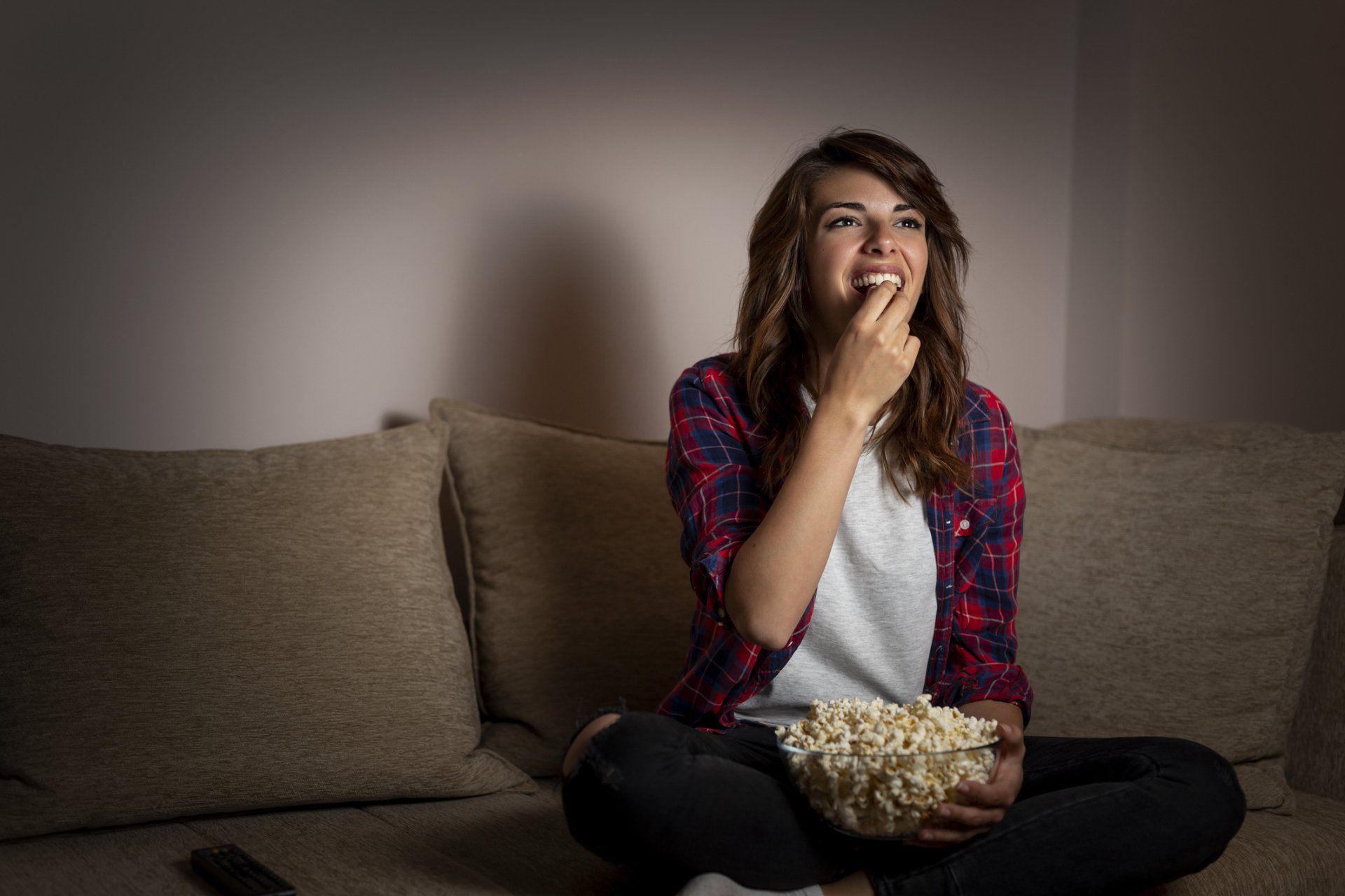 tv-watching-snacking