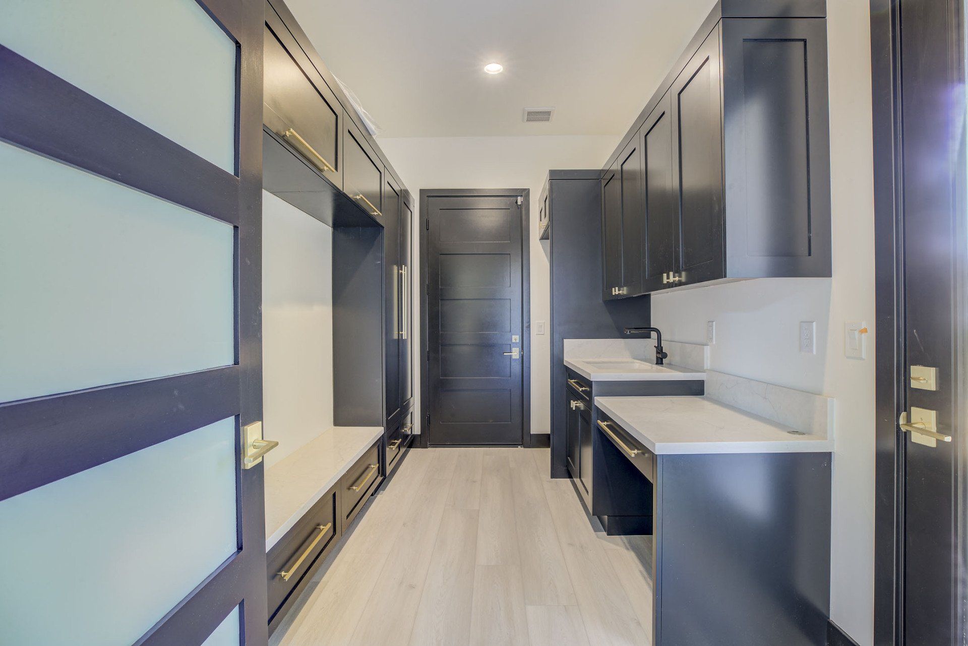 Mud room/ lower laundry