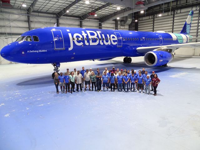 JetBlue Reveals Awesome New York Jets Livery!