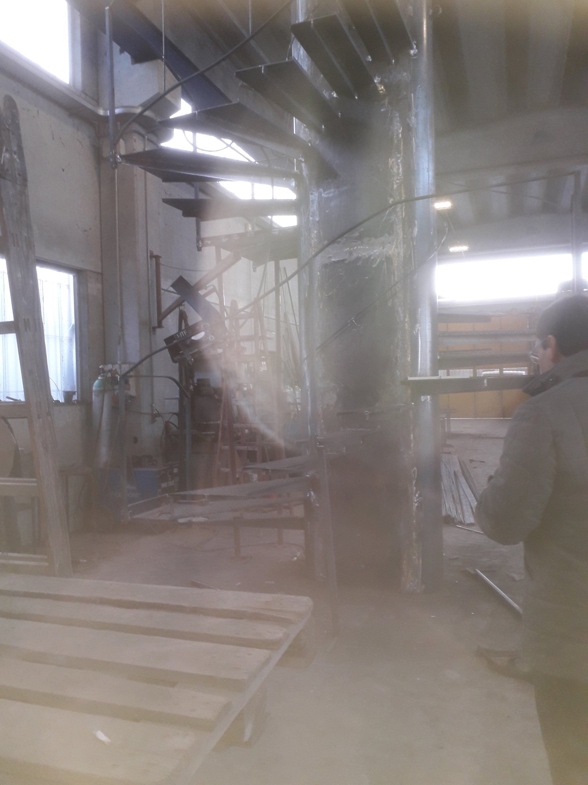 Creazione struttura in metallo