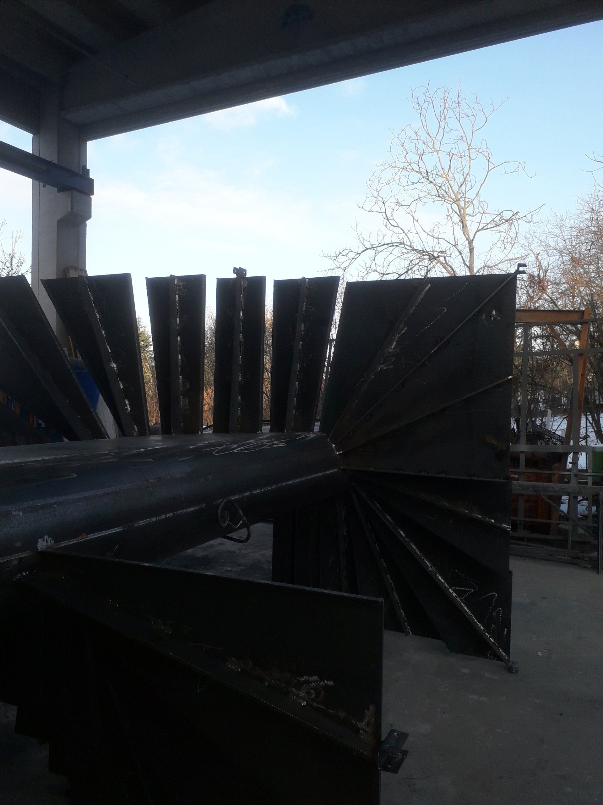 Creazione struttura in metallo