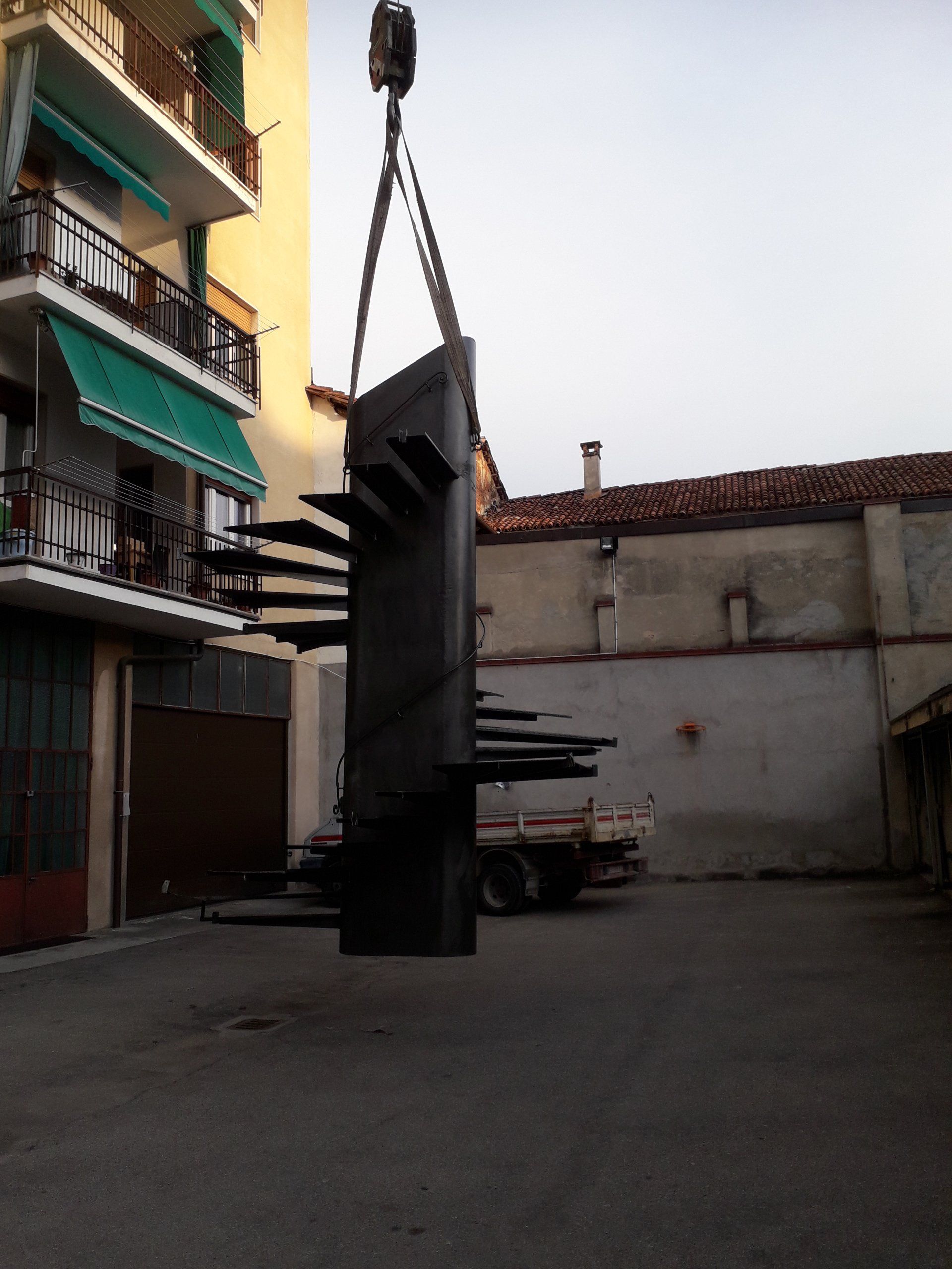 Creazione struttura in metallo