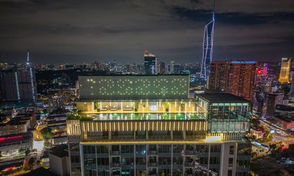 trx-tower-3-infinity-pool