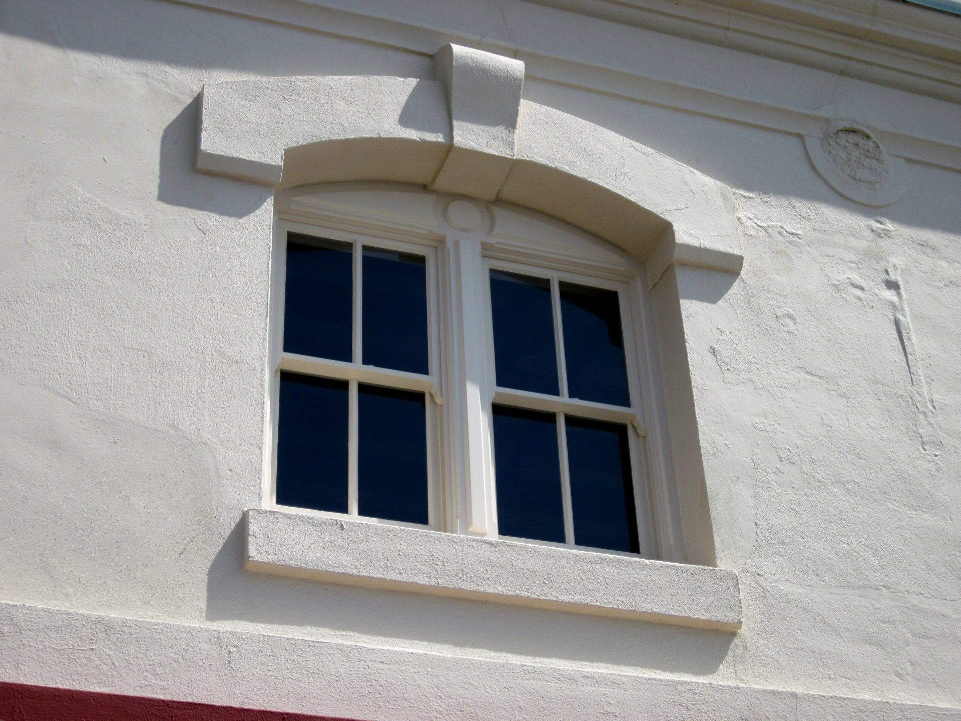 Coquille River Lighthouse Masonry Repair and Window Replacement