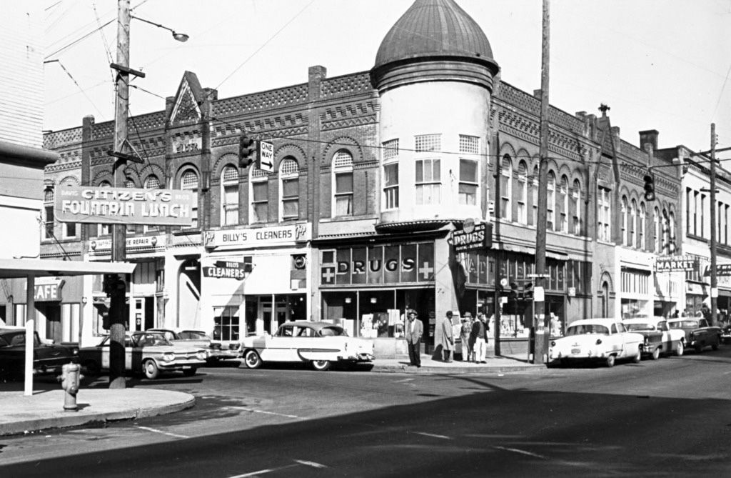 The 1910 Hill Block Building at the corner of Russel and Williams was the center of Albina/Eliot commercial life. This photo from 1962 shows this busy intersection just a few years before it was demolished to make way for development that never happened. The domed roof of the turret currently resides in nearby Dawson Park. 
