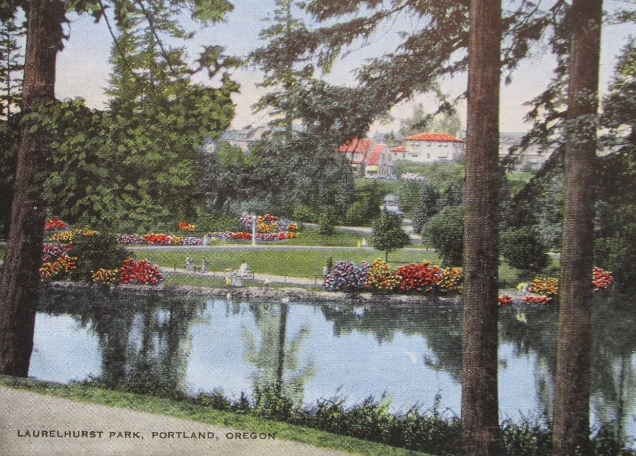 A colorized postcard from circa 1915 showcasing Laurelhurst park, one of the neighborhood's enviable amenities.
