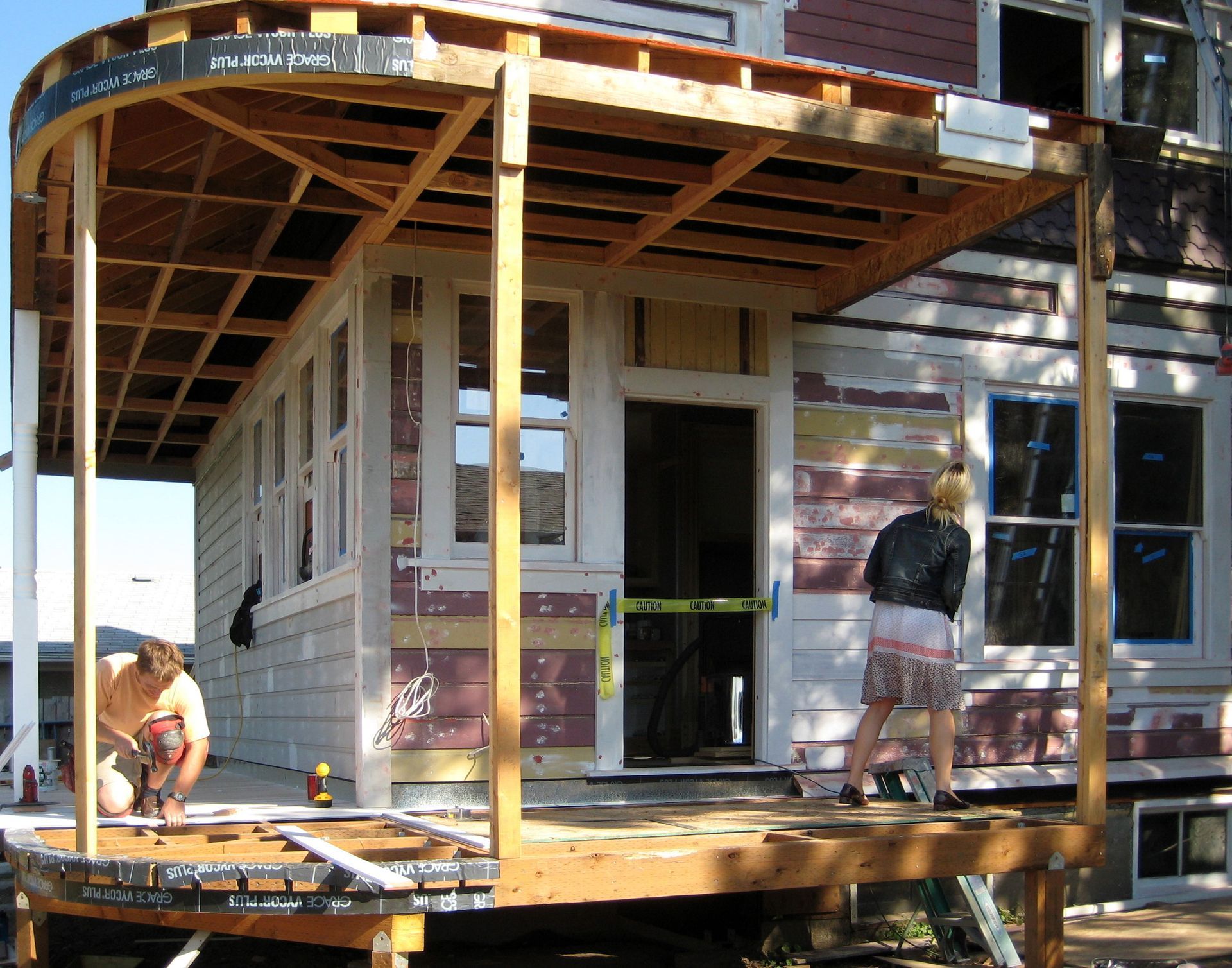 When rebuilding the porch of this early 20th century home, Arciform used like materials where replacements were needed, and preserved original elements wherever possible. 