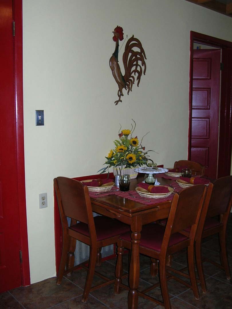 Kitchen Dining Area — The Tri-State Area — Carriage House II In-Home Restorations