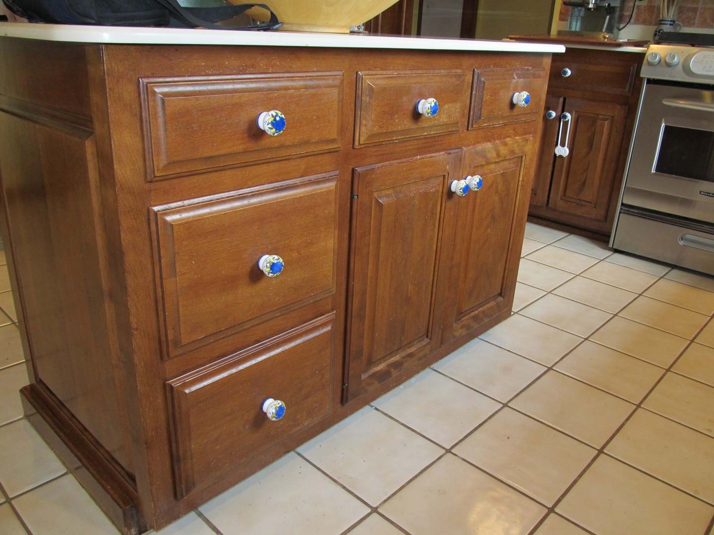 Old Mahogany Isle Cabinet — The Tri-State Area — Carriage House II In-Home Restorations