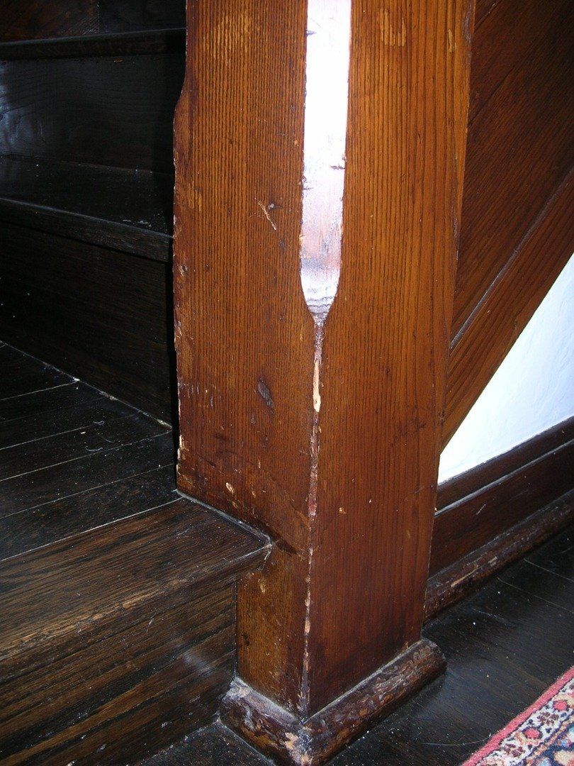 Home Woodwork with Damaged — The Tri-State Area — Carriage House II In-Home Restorations