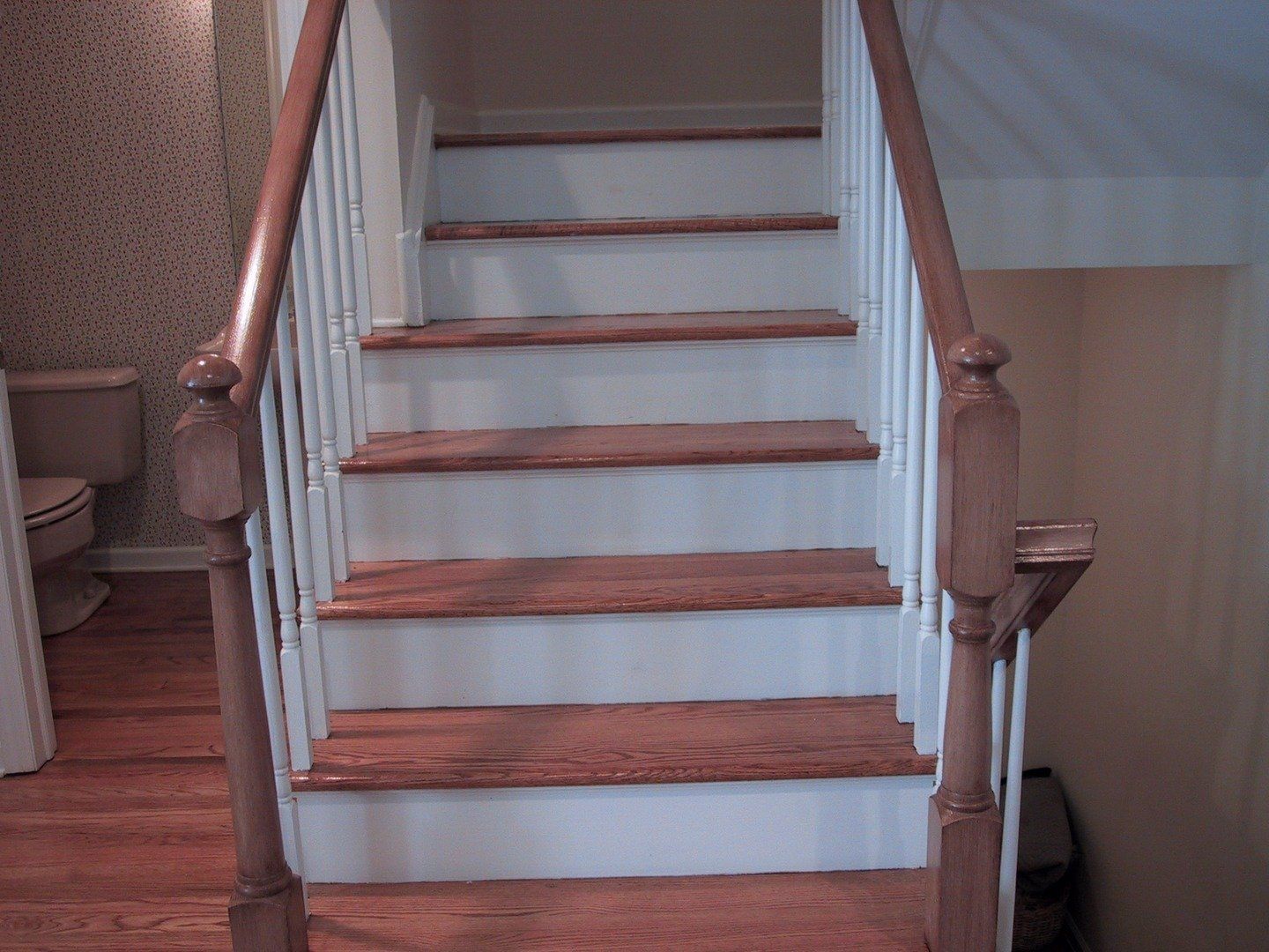 After Handrails & Newel Posts — The Tri-State Area — Carriage House II In-Home Restorations