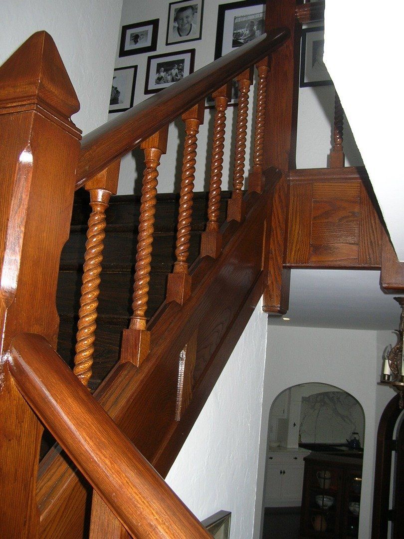 Home Dark Woodwork Restored — The Tri-State Area — Carriage House II In-Home Restorations