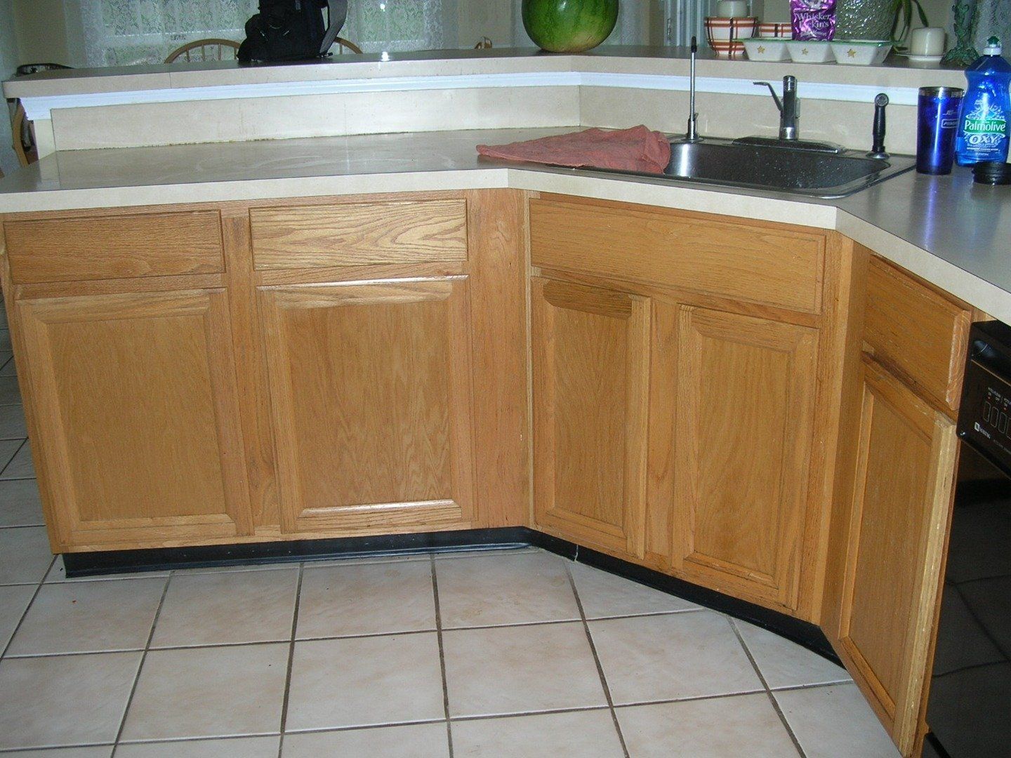 Oak Kitchen with Under Cabinet — The Tri-State Area — Carriage House II In-Home Restorations