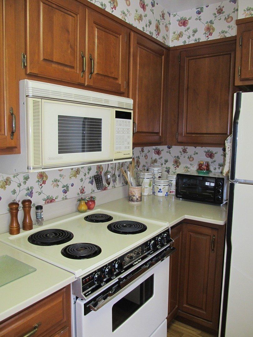 Kitchen with Oven and Cabinet — The Tri-State Area — Carriage House II In-Home Restorations
