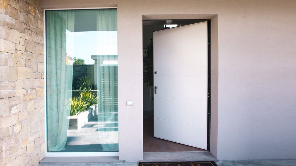 infissi e porte SerrPlus,  vendita e posa, Novara.