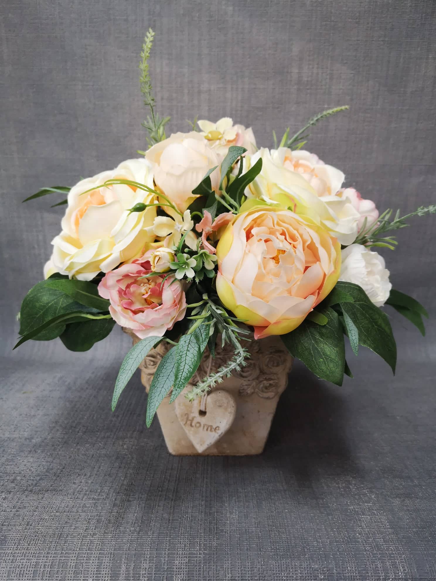 Dirbtinės gėlės, kompozicijos