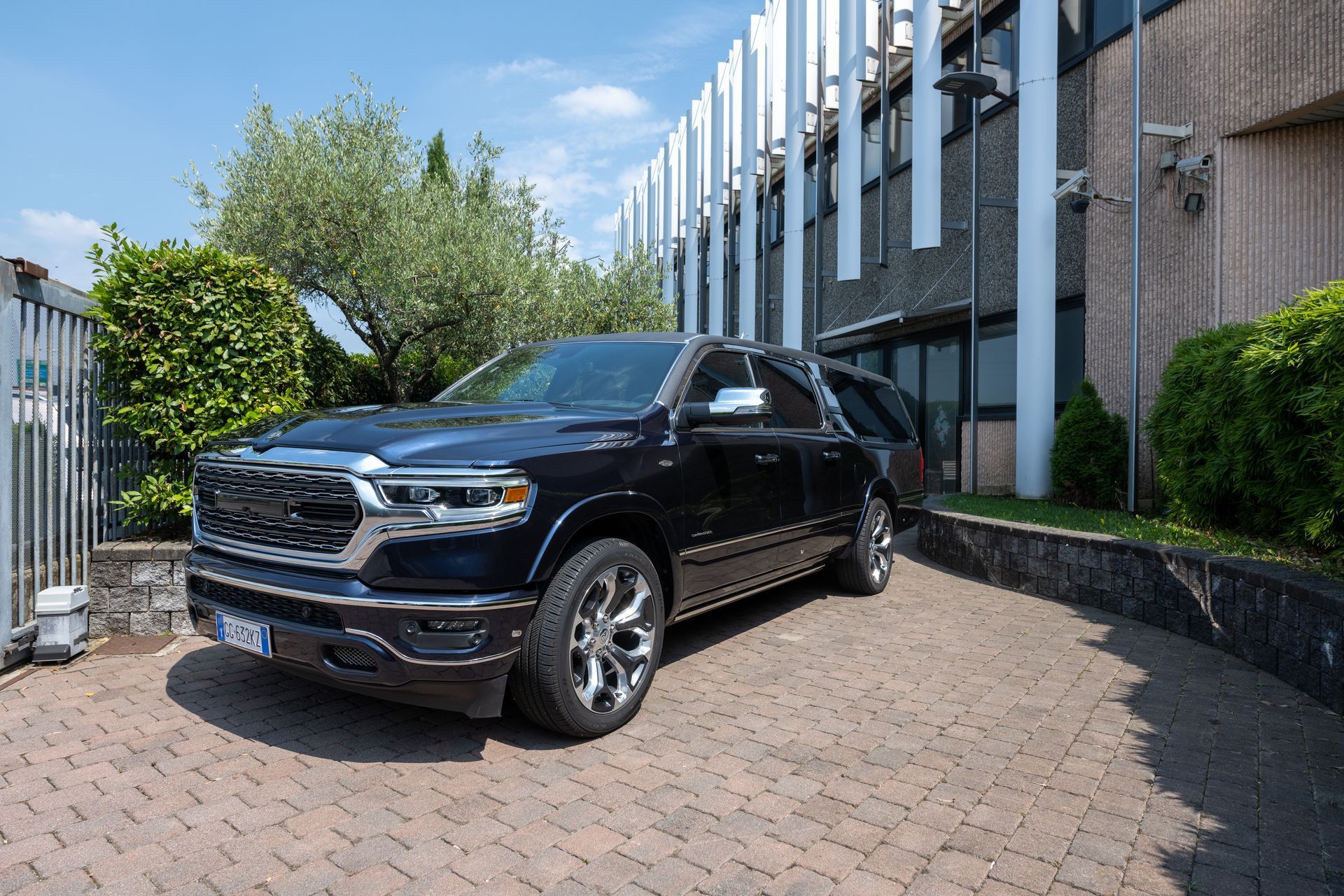 Mezzi Funebri  in provincia di Milano e Monza