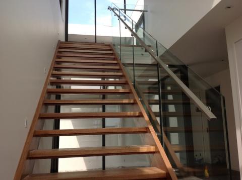 Offset Stainless Steel Handrail — Hampton, VIC — Bayside Balustrades