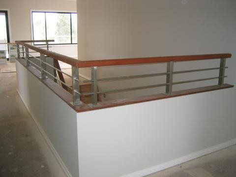 Stainless Steel and Timber — Hampton, VIC — Bayside Balustrades