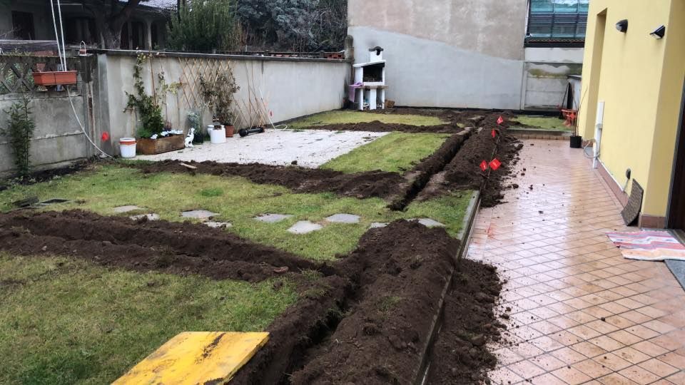 Posa di un impianto di irrigazione per giardini