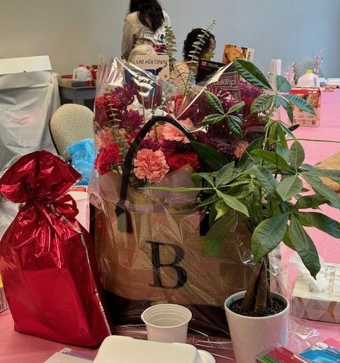 Beach bag of flowers