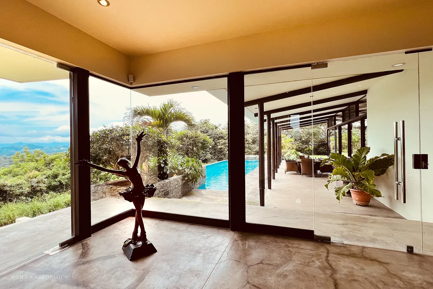 photo entry Villa Areopagus