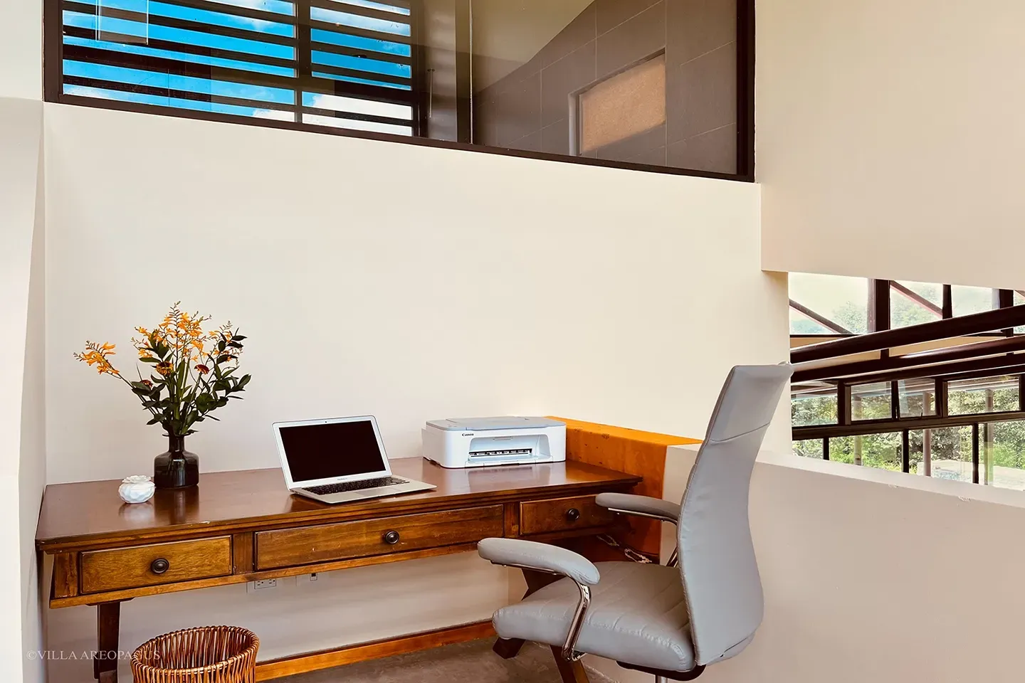 photo Villa Areopagus office space